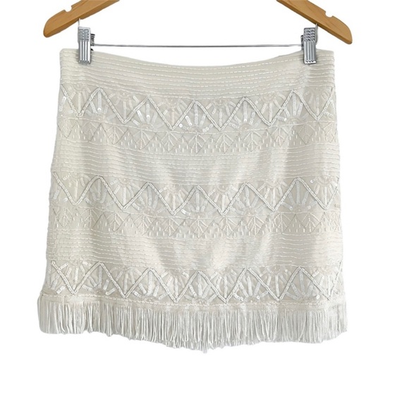 ALICE + OLIVIA Silk White Sequin Beaded Fringe Mini Skirt Size 8 - Picture 2 of 9